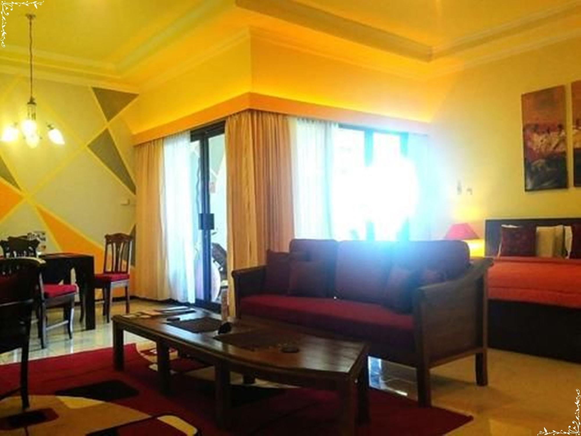 Bali Paradise Hotel Boutique Resort Ловина Экстерьер фото